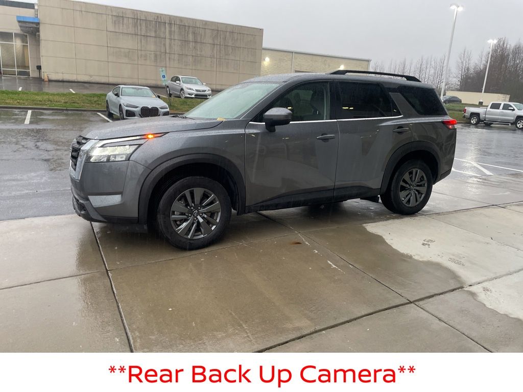 2025 Nissan Pathfinder SV photo 3