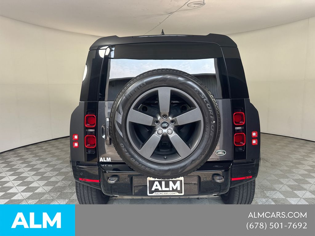 Used 2023 Gray Land Rover X-Dynamic SE image 7