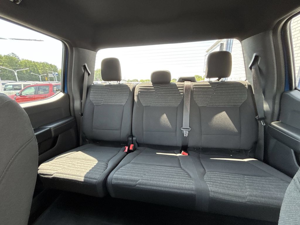 Used 2023 Atlas Blue Metallic Ford XL image 25