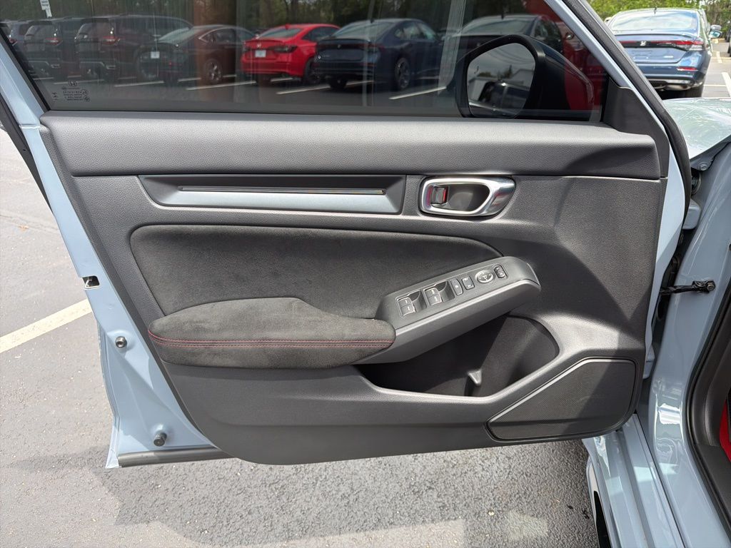 Thumbnail: 2025 Honda Civic - 17