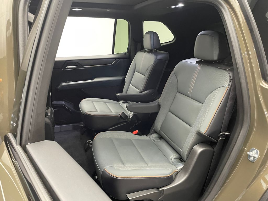 Thumbnail: 2024 GMC Acadia - 17