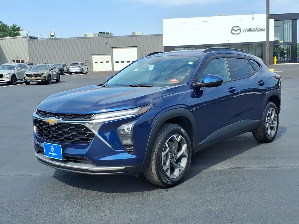 2024 Chevrolet Trax LT FWD