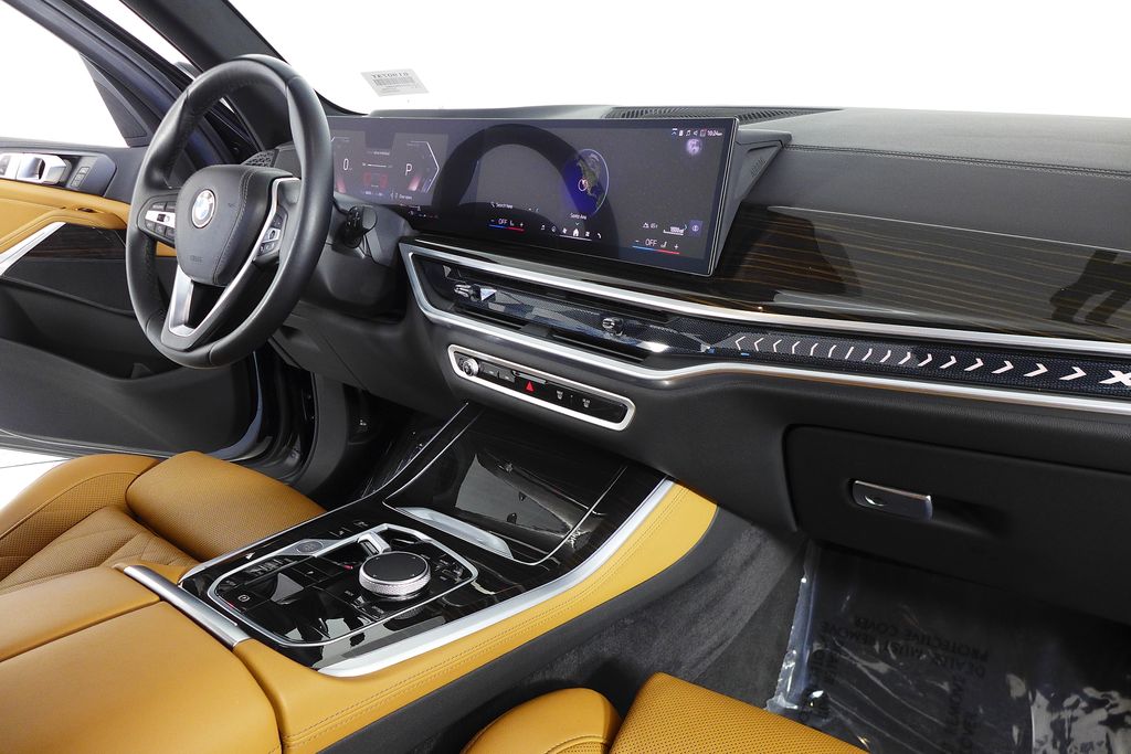 Thumbnail: 2024 BMW X5 - 13