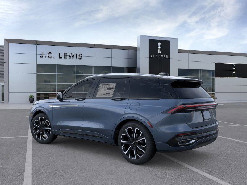 2025 Lincoln Nautilus Reserve