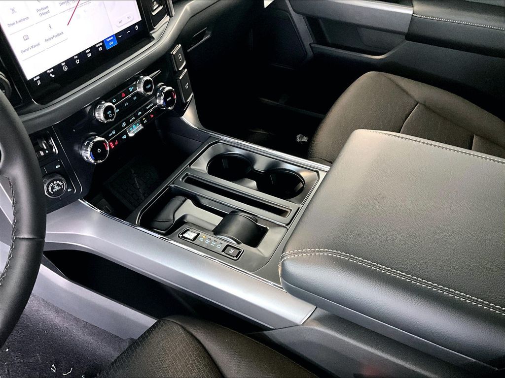 2026 Ford F-150 — photo 14