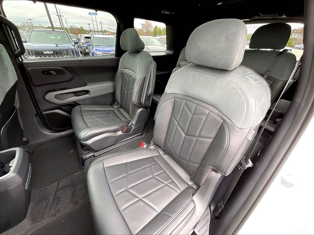 2027 Kia Telluride — photo 15