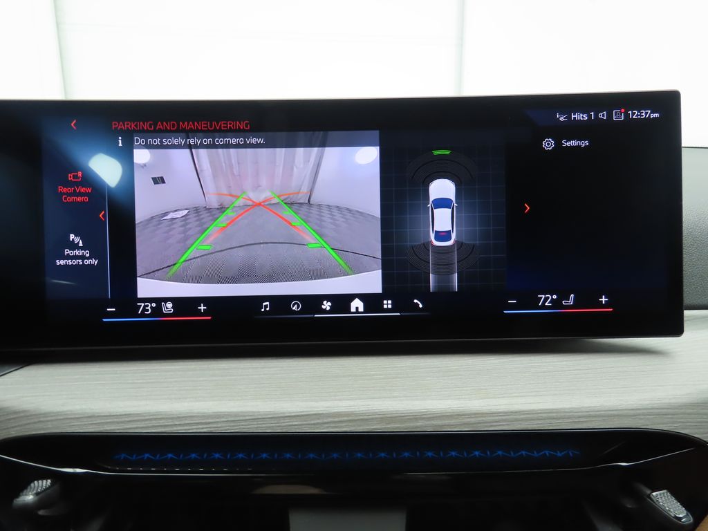 Thumbnail: 2025 BMW i4 - 15