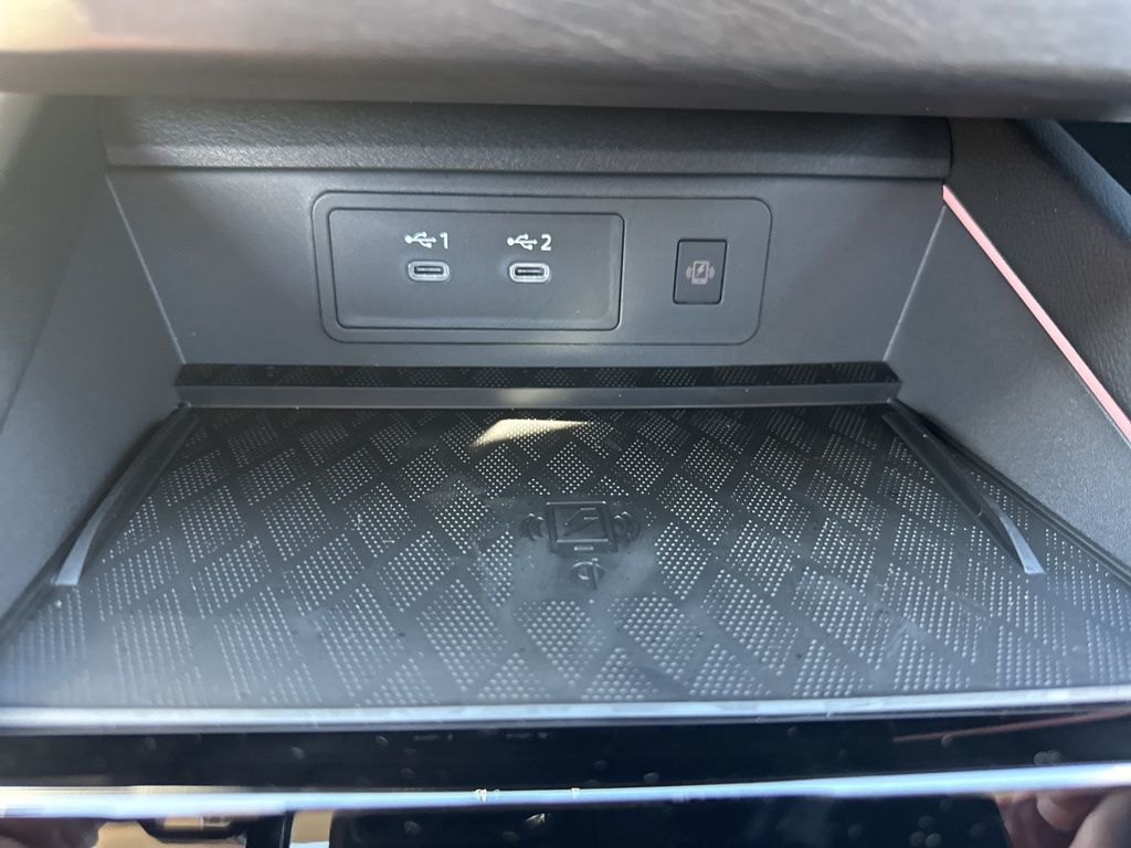 2025 Champagne Silver Metallic Nissan Murano Platinum AWD SUV
