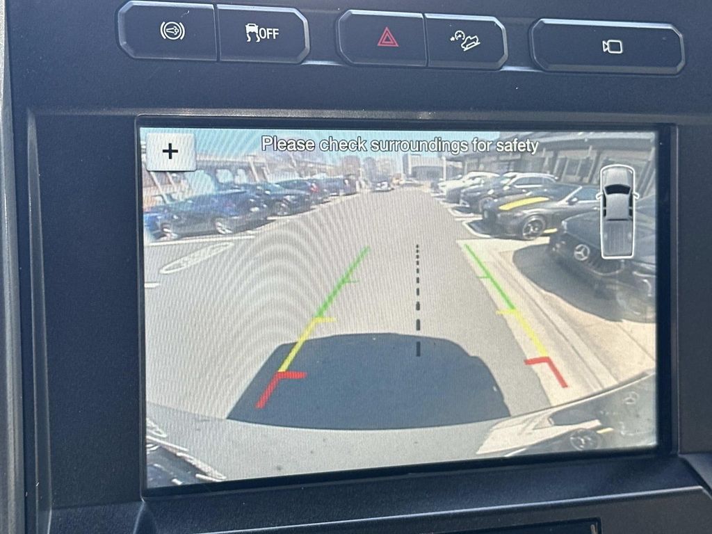 Thumbnail: 2019 Ford Econoline - 32