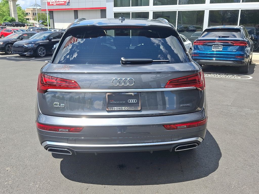 2023 Audi Q5 e Premium 5