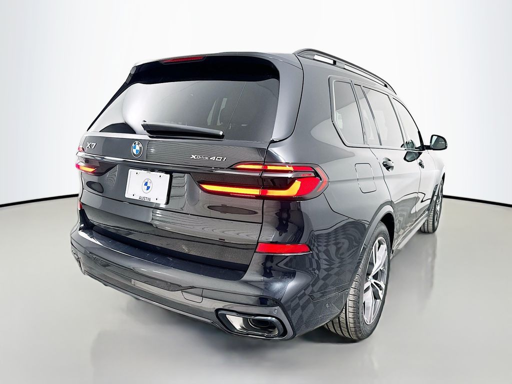Thumbnail: 2026 BMW X7 - 5