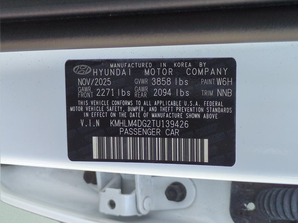 Used 2026 White Hyundai SEL Sport image 22