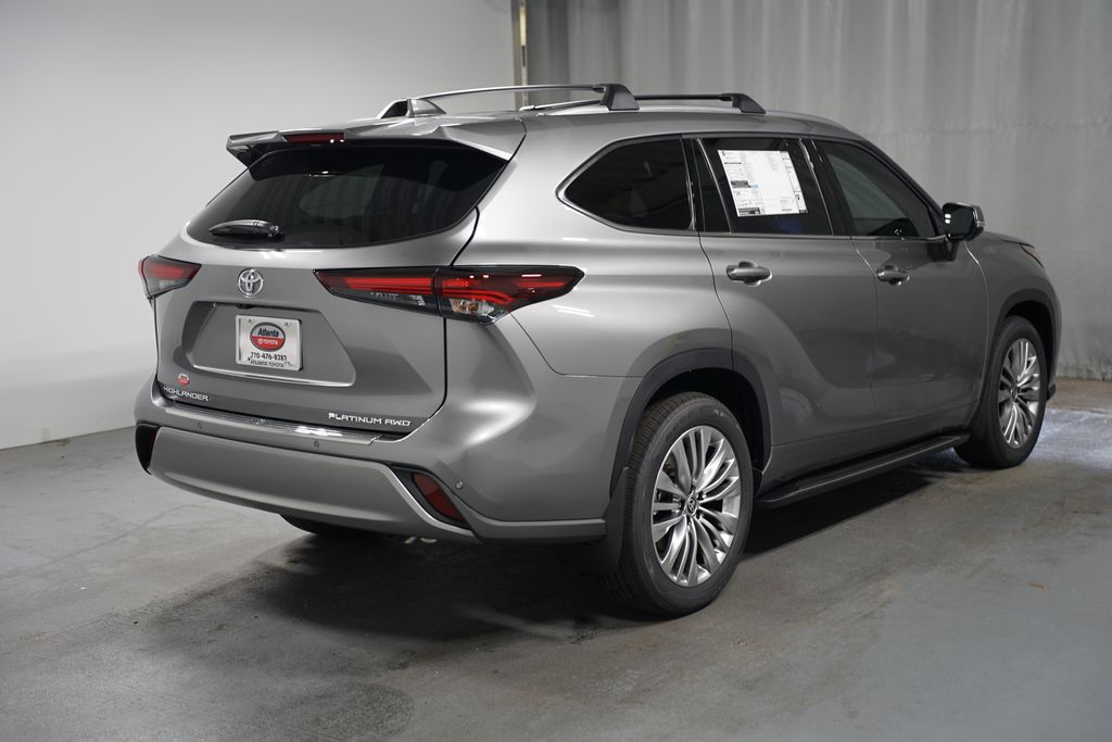 2025 Toyota Highlander Platinum 8