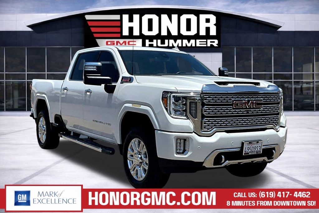White Frost Tricoat 2023 GMC Sierra 2500HD Denali Crew Cab 4WD Pickup Truck Four-Wheel Drive Automatic