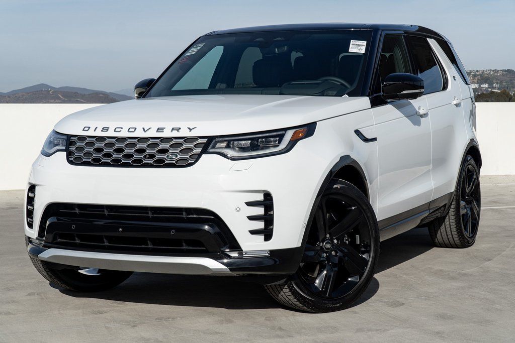 Fuji White 2025 Land Rover Discovery P360 Metropolitan AWD SUV / Crossover All-Wheel Drive 8-Speed Automatic