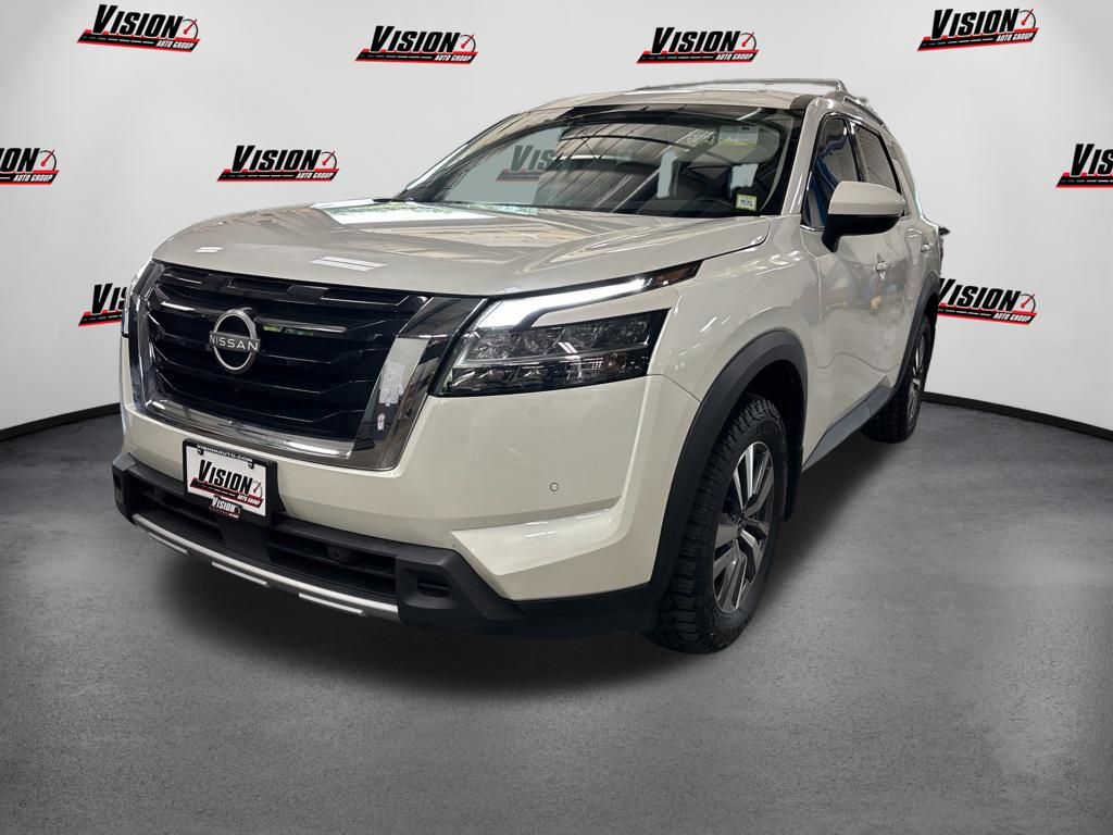Pearl White Tricoat 2024 Nissan Pathfinder SUV / Crossover All-Wheel Drive 9-Speed Automatic