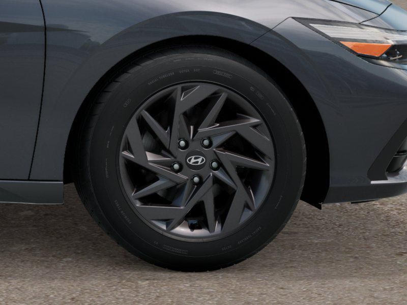 Thumbnail: 2025 Hyundai Elantra - 8