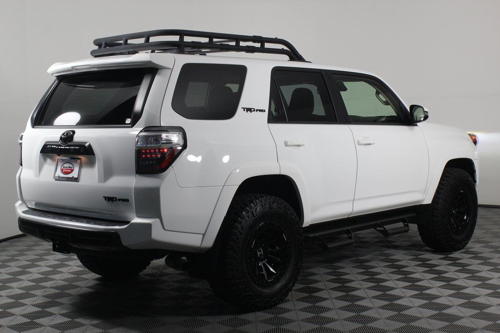 Thumbnail: 2023 Toyota 4Runner - 4
