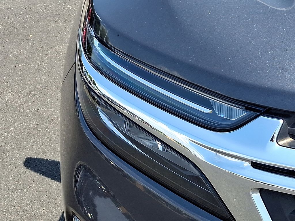 Thumbnail: 2022 Chevrolet Equinox - 9