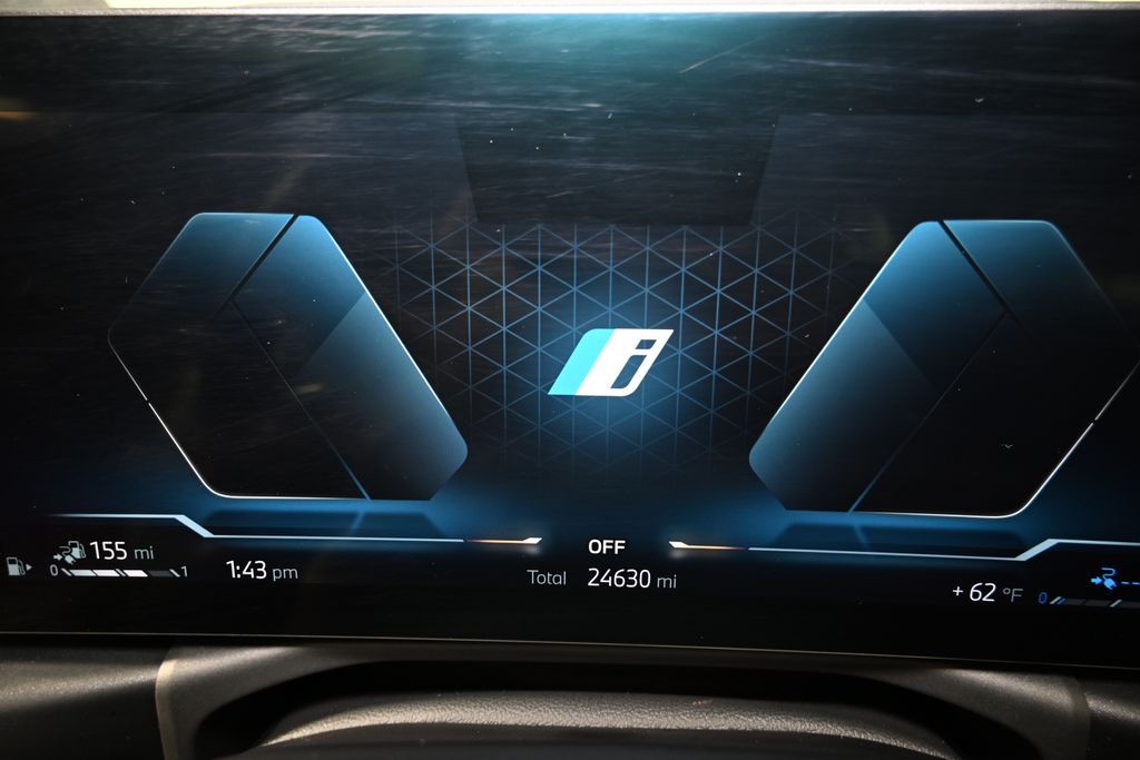 Thumbnail: 2023 BMW 3 Series - 26