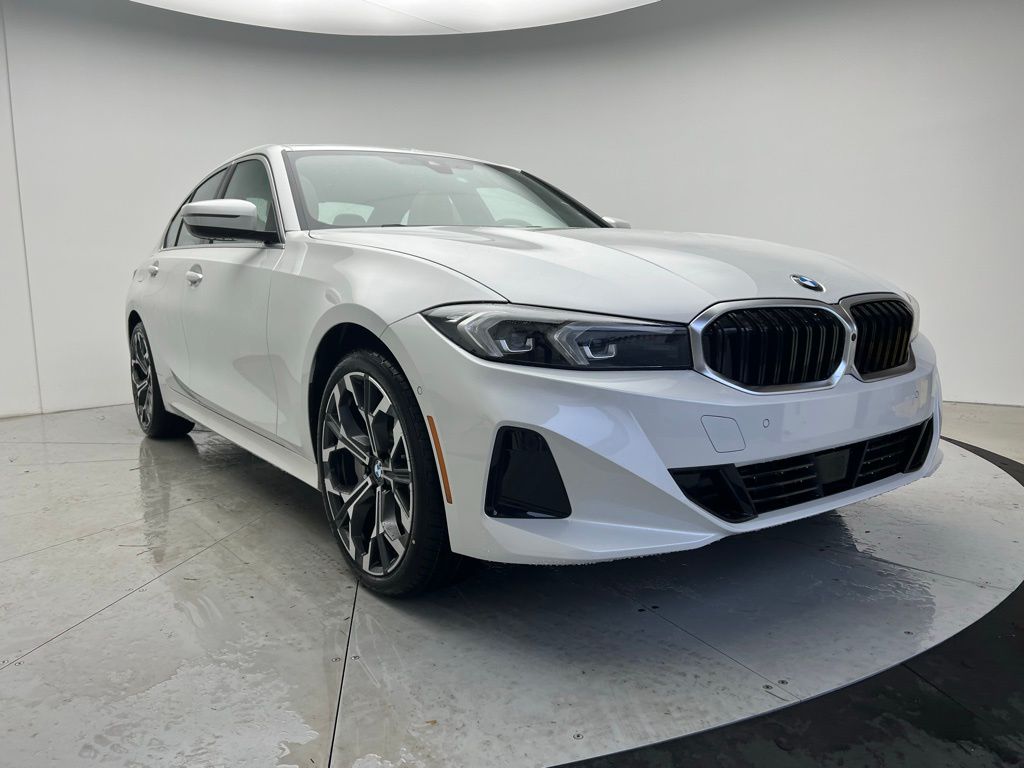 Thumbnail: 2026 BMW 3 Series - 2