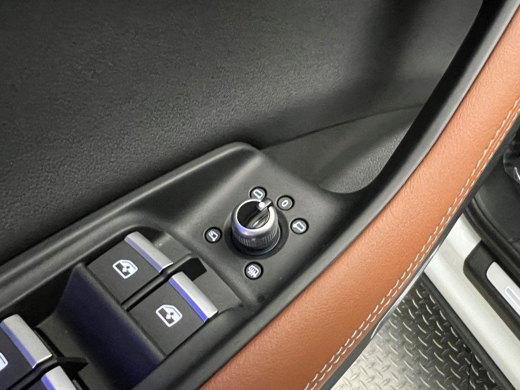 Thumbnail: 2025 Audi Q7 - 32