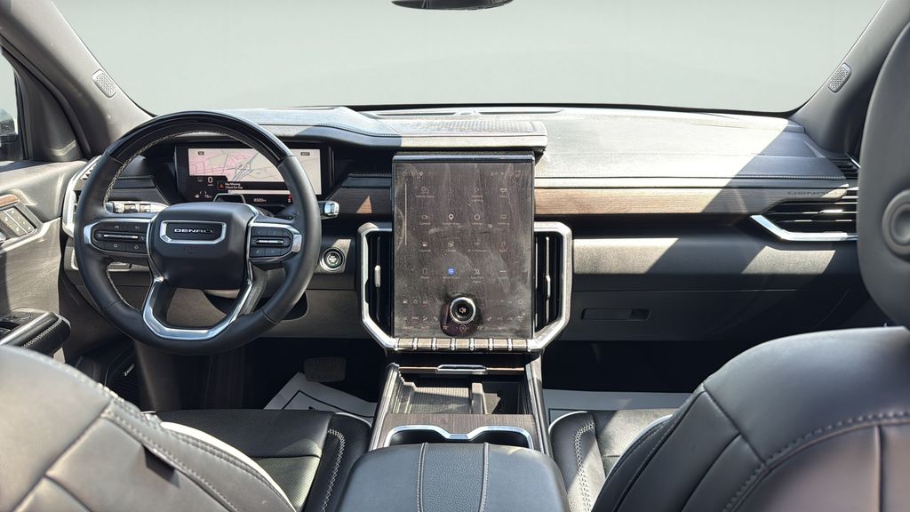 2025 GMC Acadia