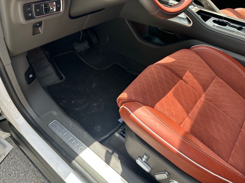 Used Car 2025 Lincoln Nautilus  Black Label For Sale Under $70,000 In Austin, Texas