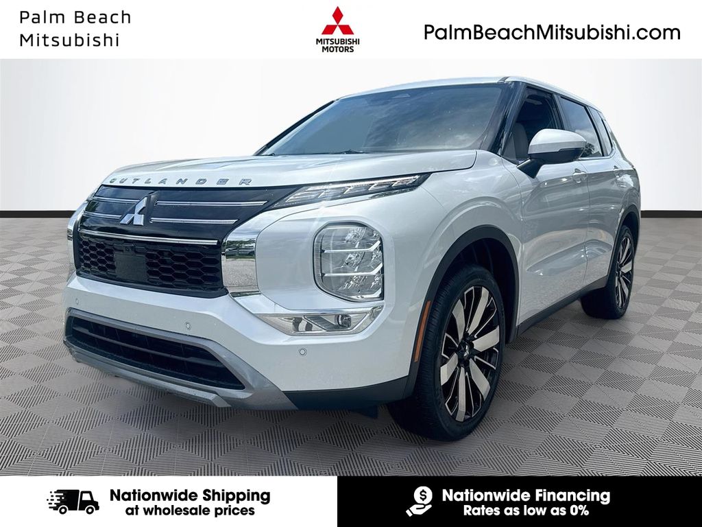 Diamond White 2026 Mitsubishi Outlander SUV / Crossover Front-Wheel Drive Continuously Variable Transmission