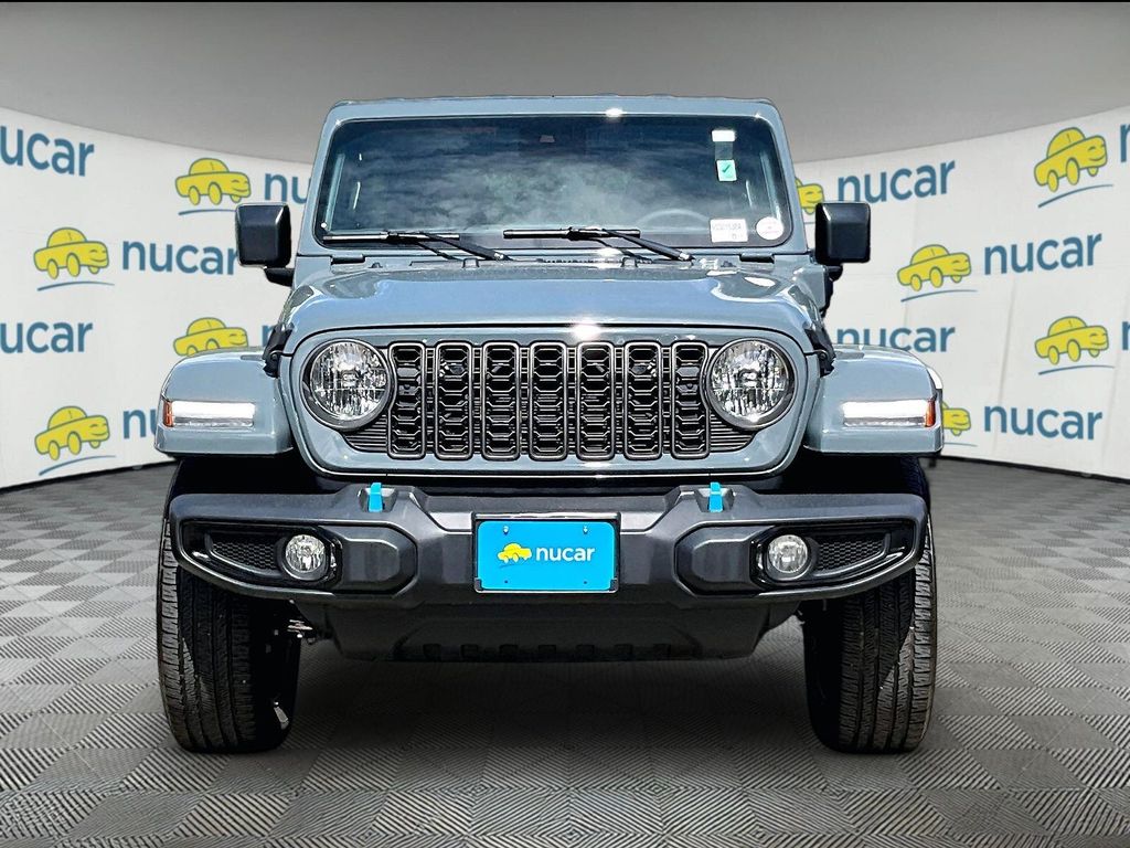 2024 Jeep Wrangler — photo 2