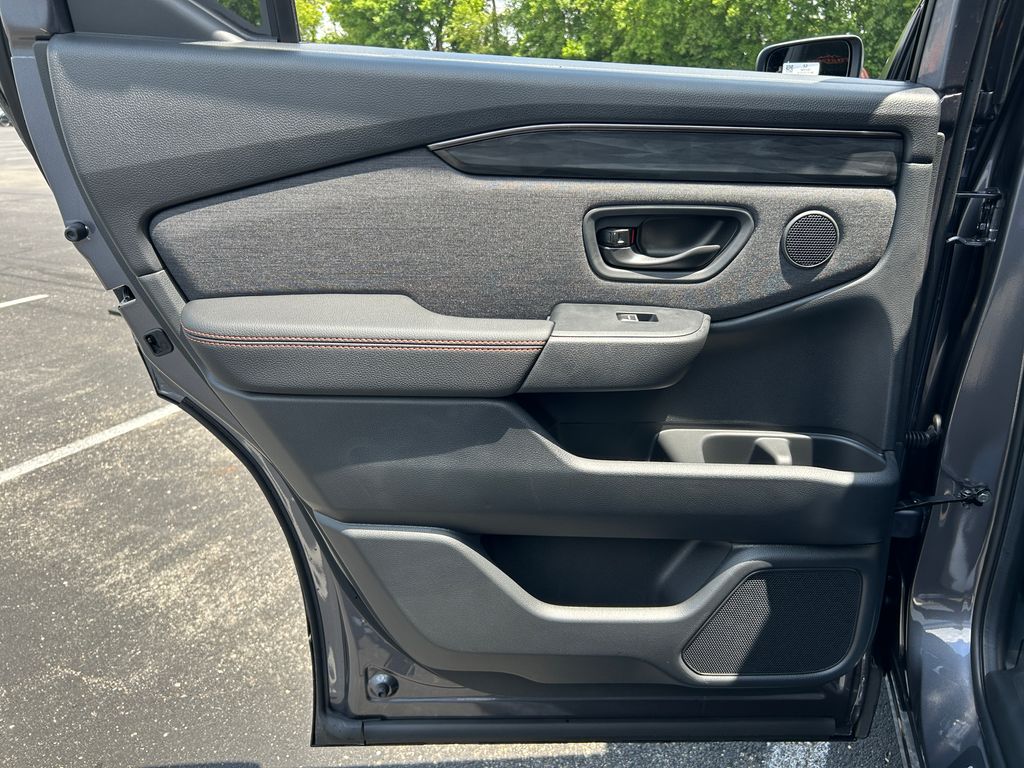 Thumbnail: 2026 Honda Passport - 20