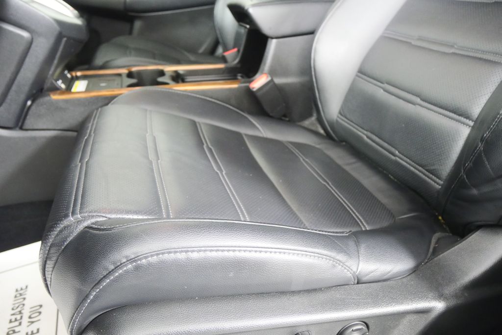 Thumbnail: 2021 Honda CR-V - 10