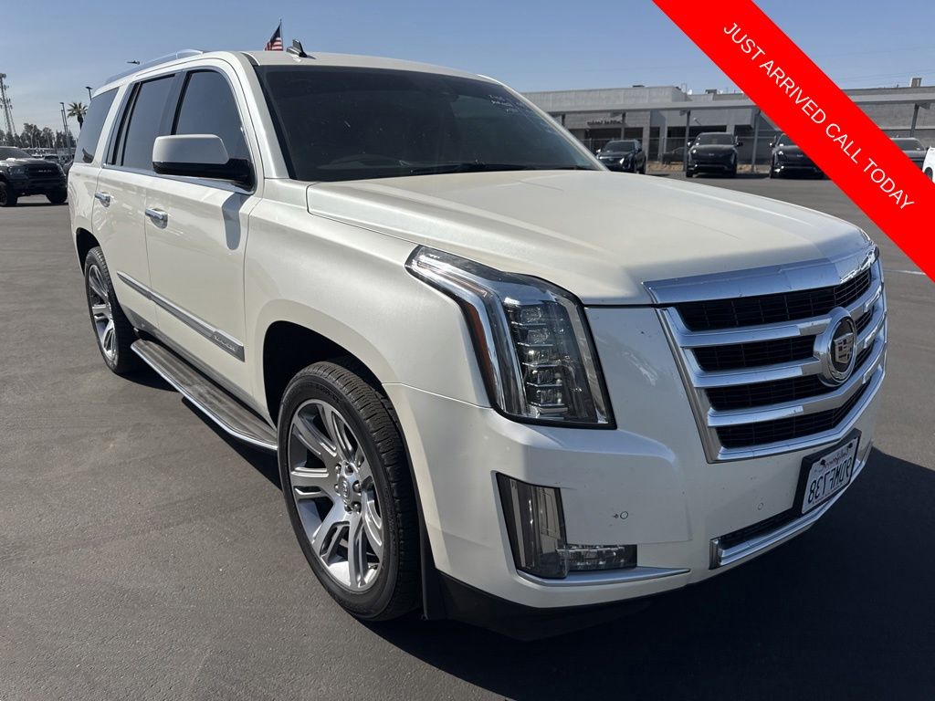 White Diamond Clearcoat 2015 Cadillac Escalade Luxury 4WD SUV / Crossover Four-Wheel Drive 6-Speed Automatic