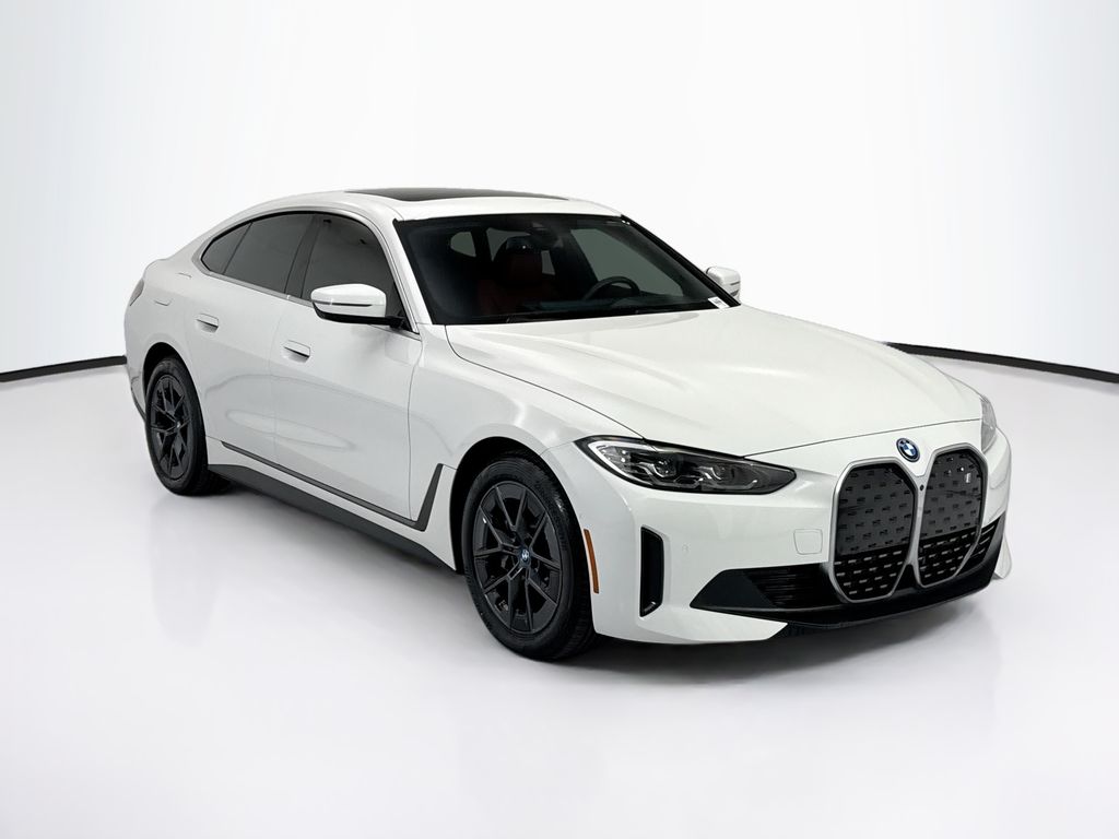 Thumbnail: 2024 BMW i4 - 3
