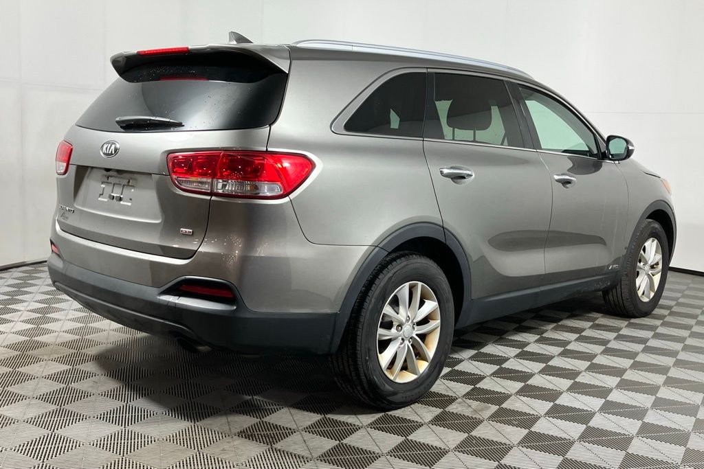 2016 Kia Sorento LX 5