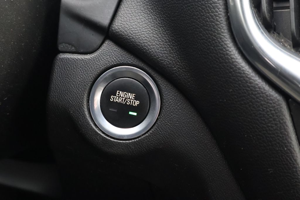 Thumbnail: 2020 Chevrolet Equinox - 24