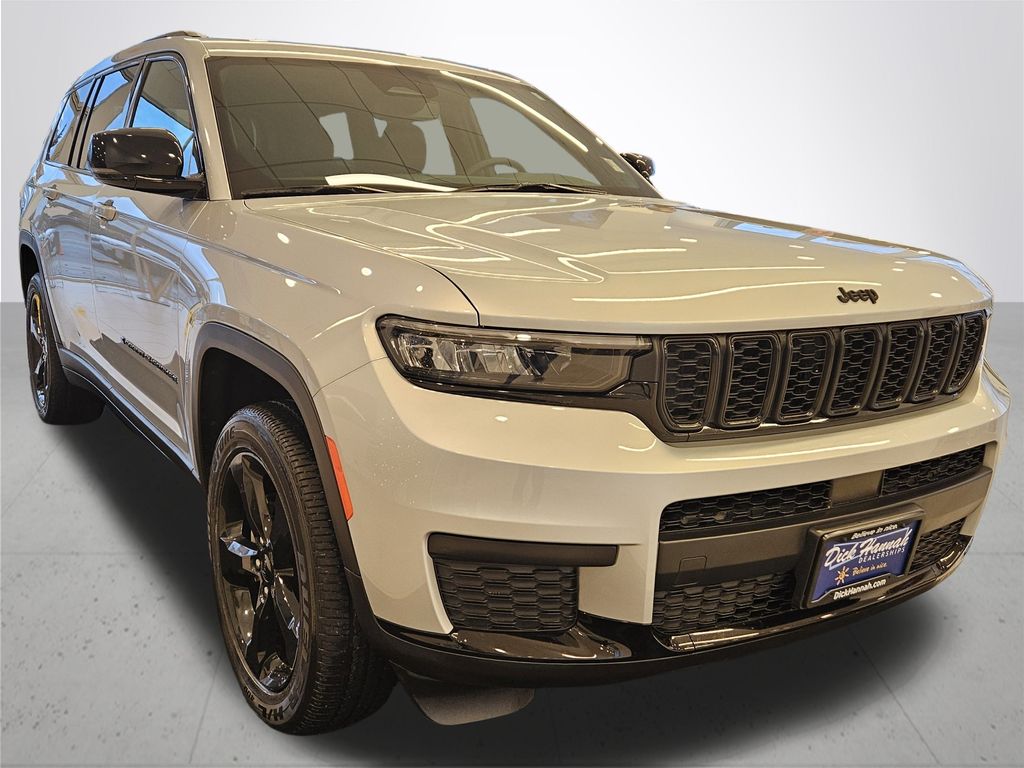 2023 Jeep Grand Cherokee L Altitude