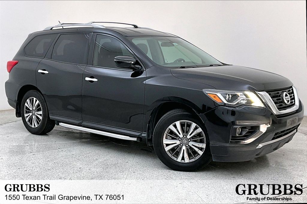 2017 Nissan Pathfinder S