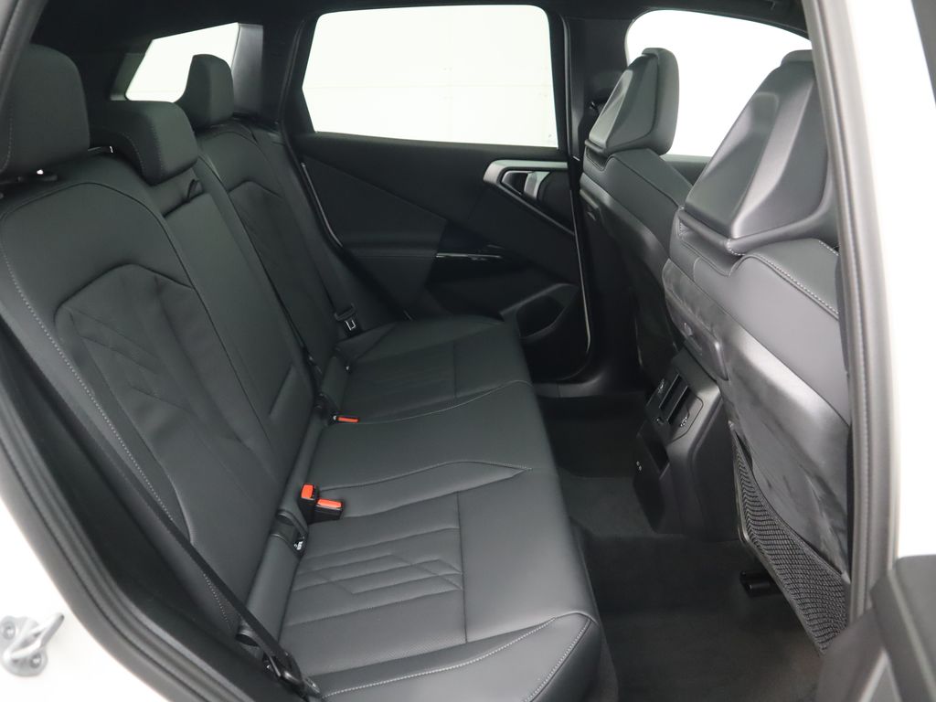 Thumbnail: 2026 BMW X3 - 23