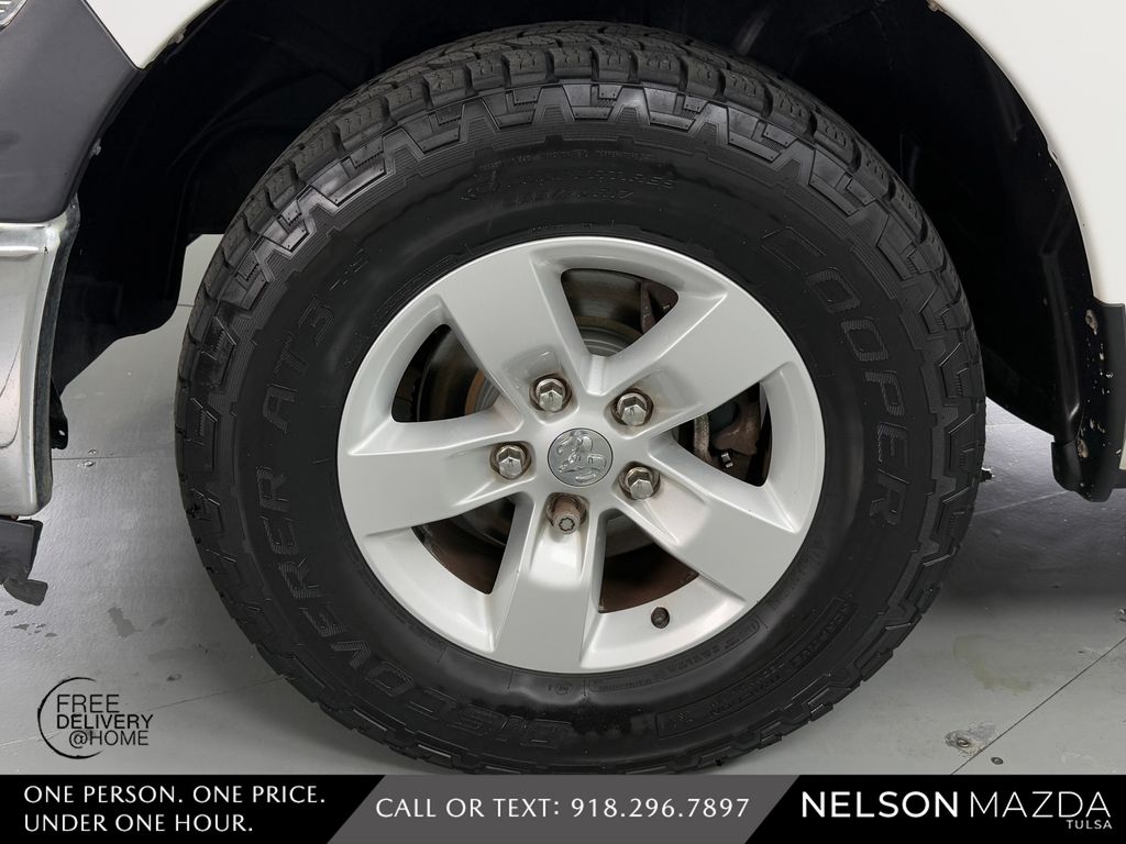 Used 2015 White Ram Tradesman image 11