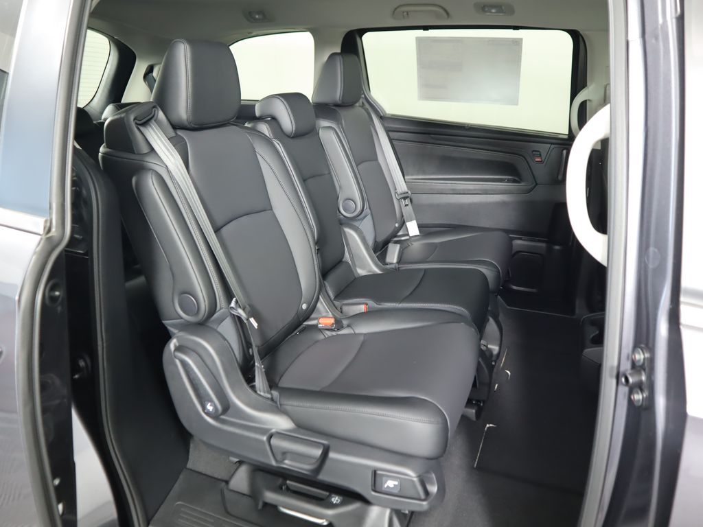 Thumbnail: 2026 Honda Odyssey - 22