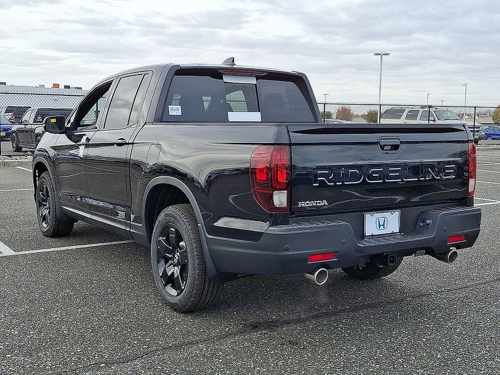 Thumbnail: 2025 Honda Ridgeline - 4