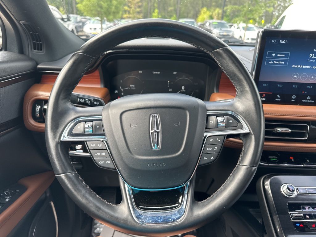 2022 Infinite Black Metallic Clearcoat Lincoln Nautilus Reserve AWD SUV