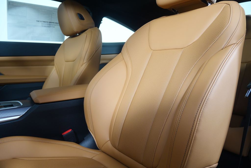 Thumbnail: 2026 BMW 4 Series - 11