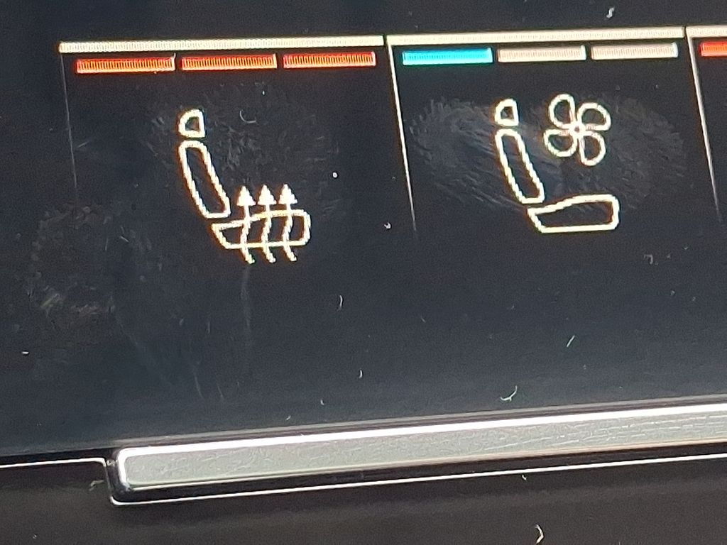 Thumbnail: 2026 Audi Q7 - 18