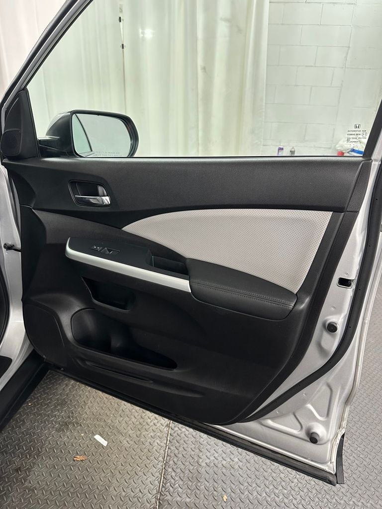 used 2016 Honda CR-V car, priced at $17,985