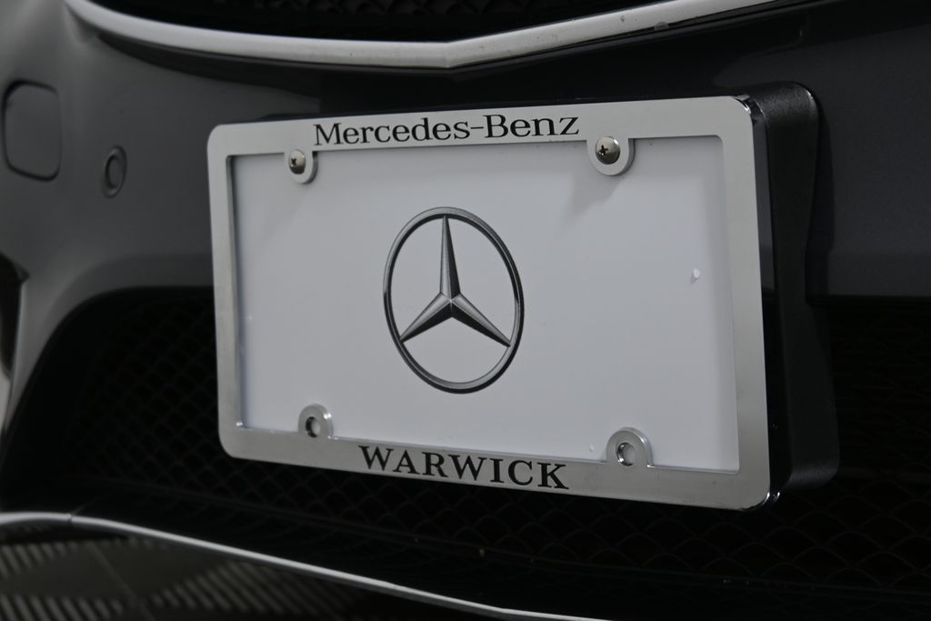 Thumbnail: 2016 Mercedes-Benz E-Class - 13