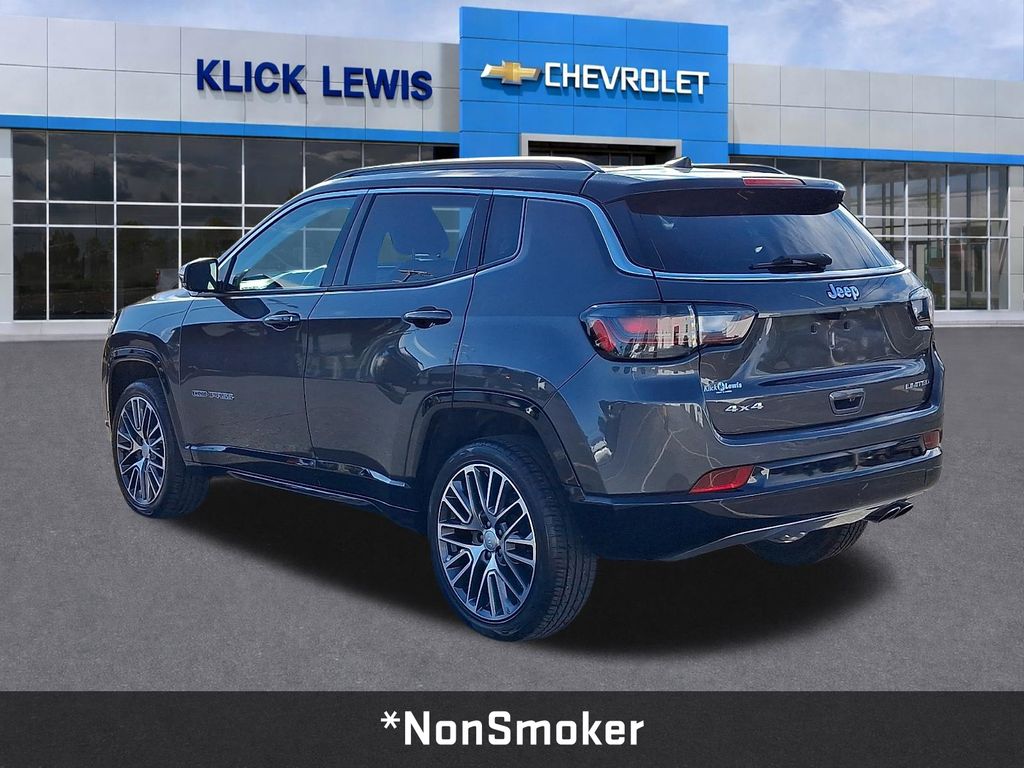 2022 Jeep Compass Limited Gray at Bob Ruth Ford