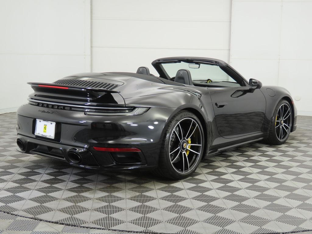 Thumbnail: 2024 Porsche 911 - 5