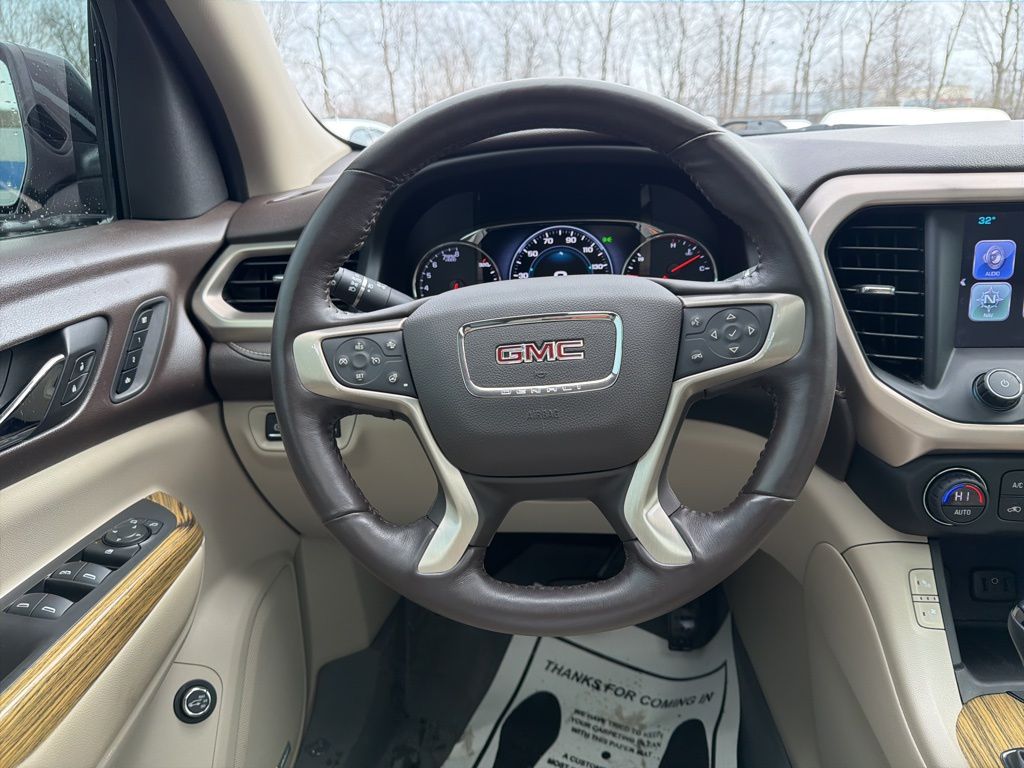 Thumbnail: 2017 GMC Acadia - 13